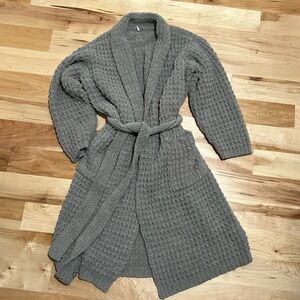 Women’s Pottery Barn chenille waffle knit bathrobe